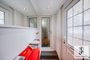 Photo 24- click for photo gallery